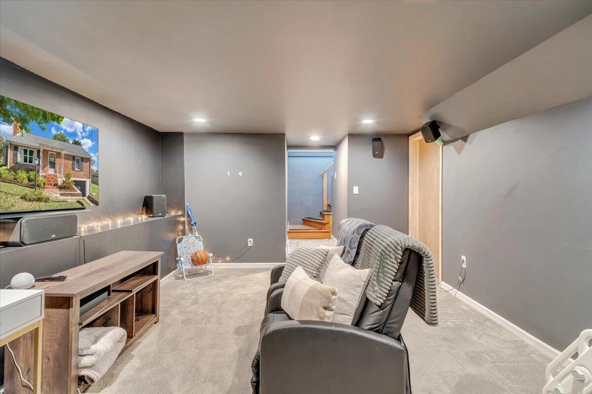 252 Knoll RD - Photo 29