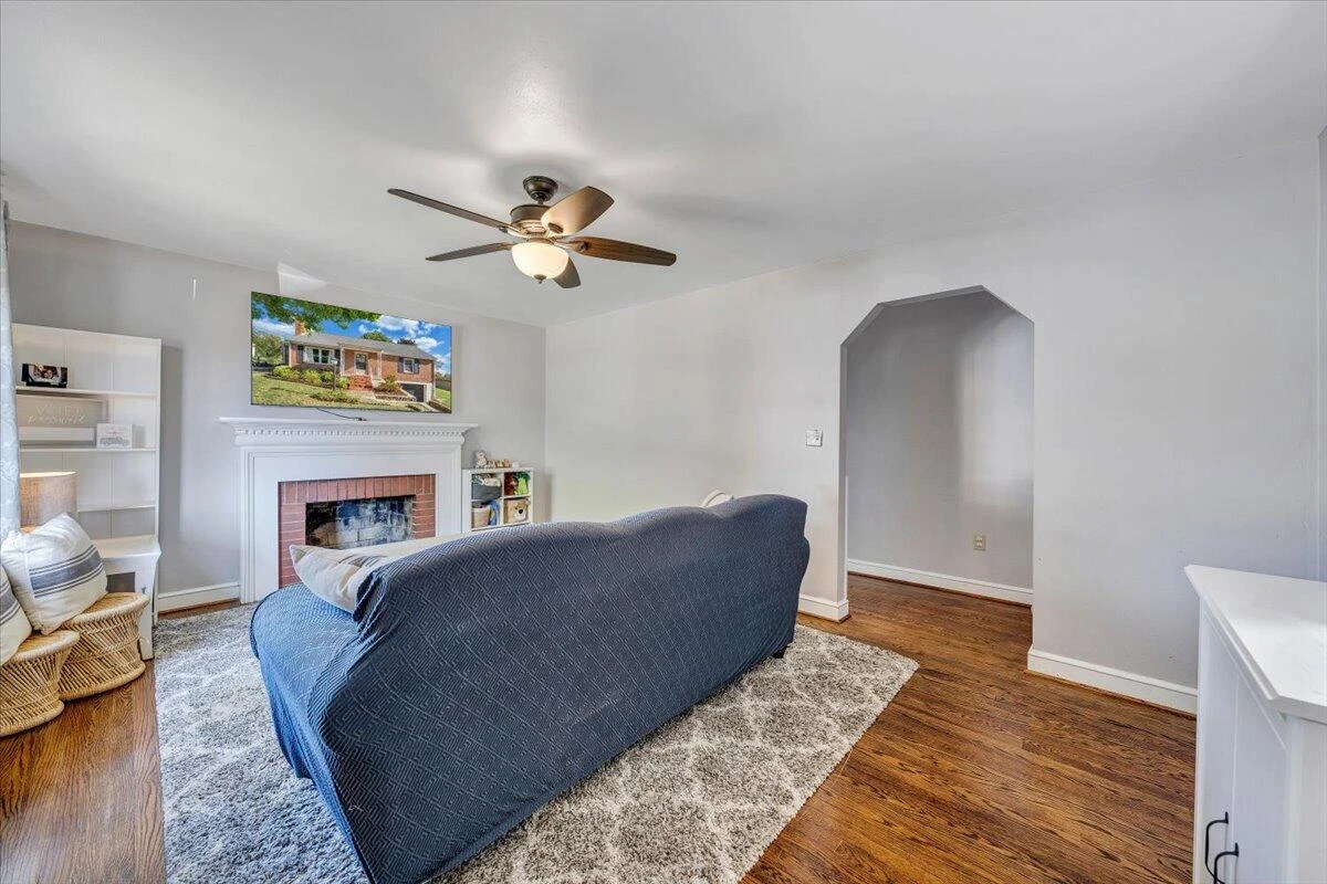 252 Knoll RD - Photo 6