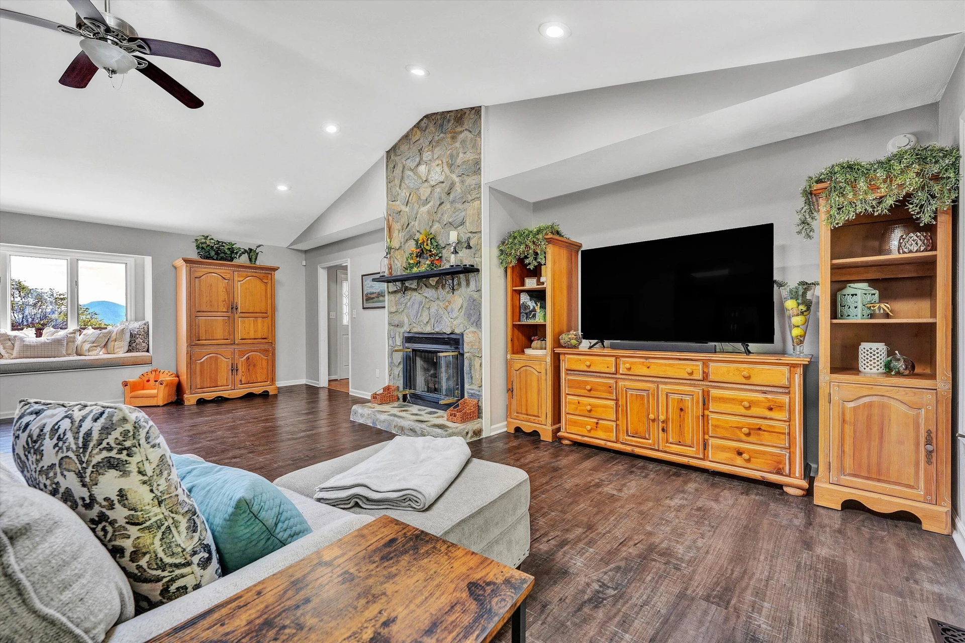 4625 Twelve Oclock Knob RD - Photo 17