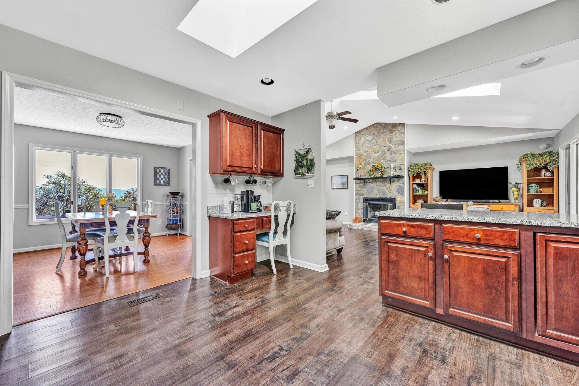 4625 Twelve Oclock Knob RD - Photo 24