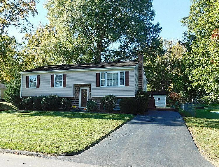 4230 Sharolyn DR