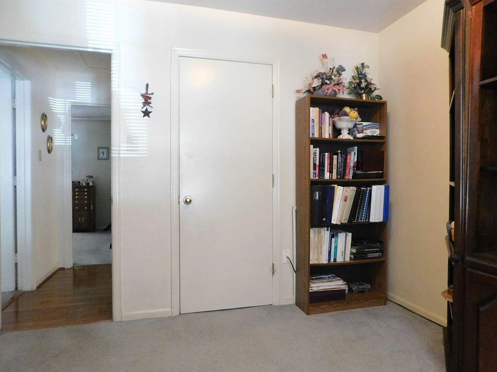 4230 Sharolyn DR - Photo 22