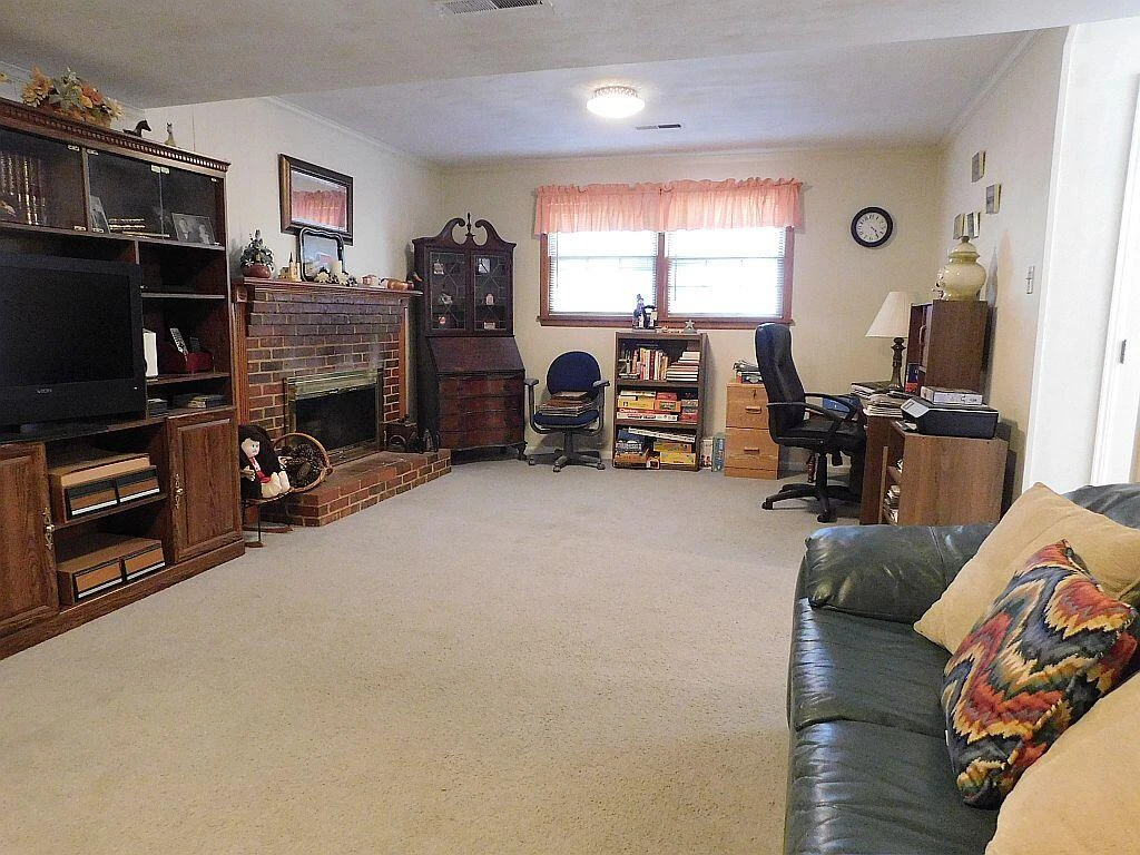4230 Sharolyn DR - Photo 25