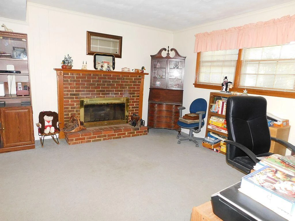 4230 Sharolyn DR - Photo 27