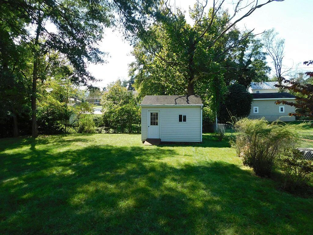 4230 Sharolyn DR - Photo 33