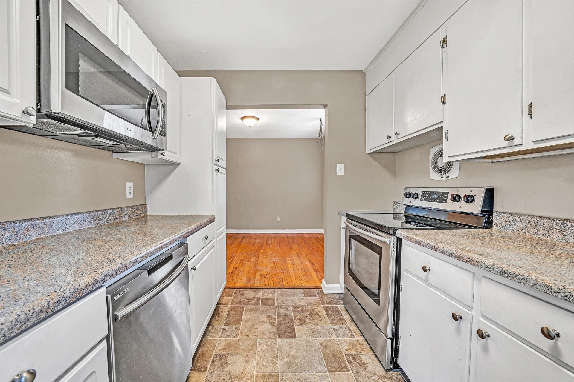519 Doyle ST - Photo 13