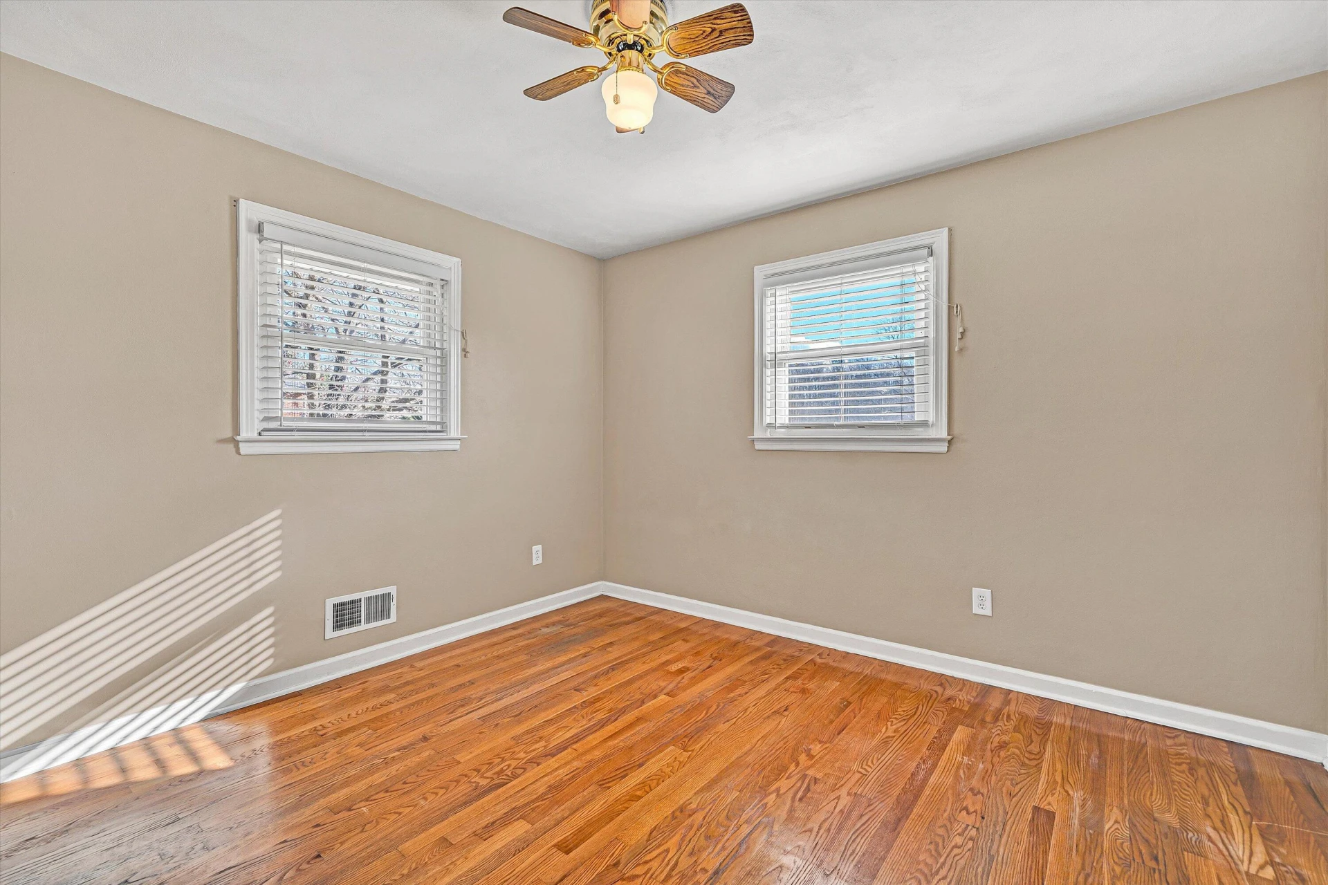 519 Doyle ST - Photo 20