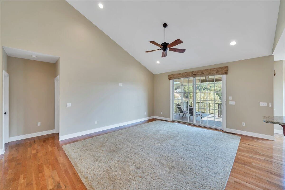 414 Augusta WAY - Photo 10