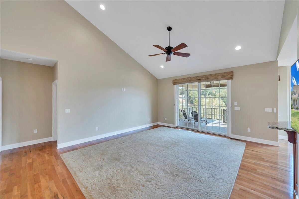 414 Augusta WAY - Photo 11