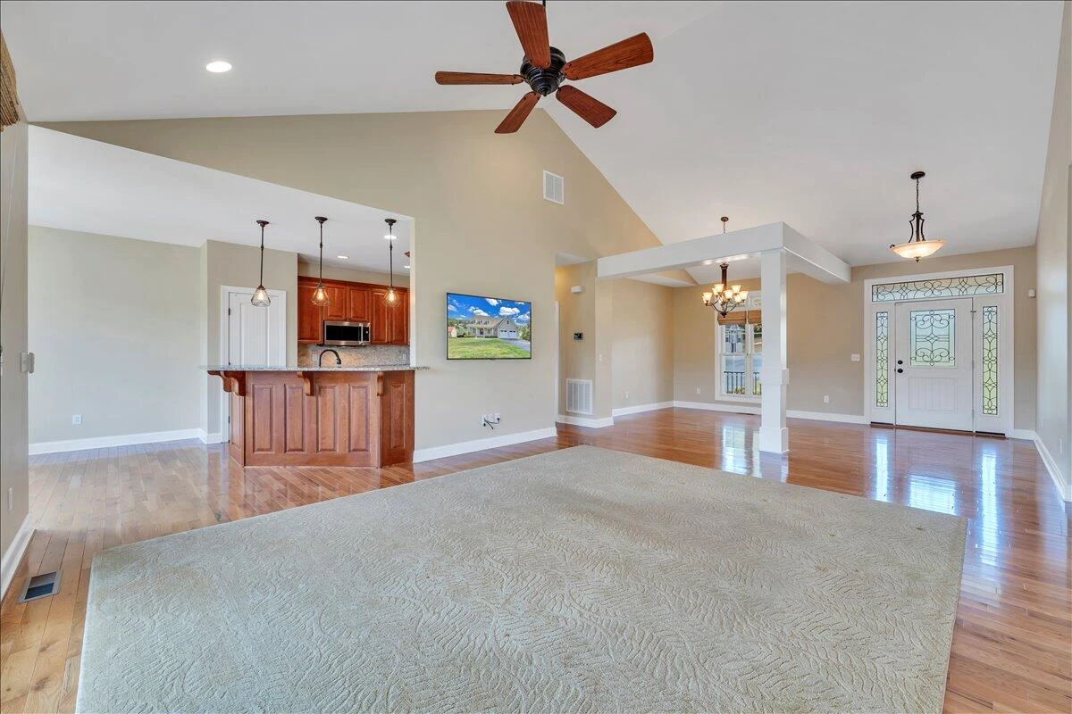 414 Augusta WAY - Photo 12