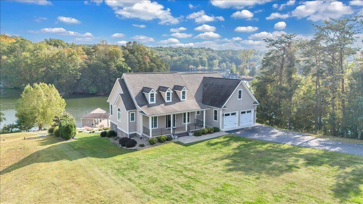 414 Augusta WAY - Photo 3