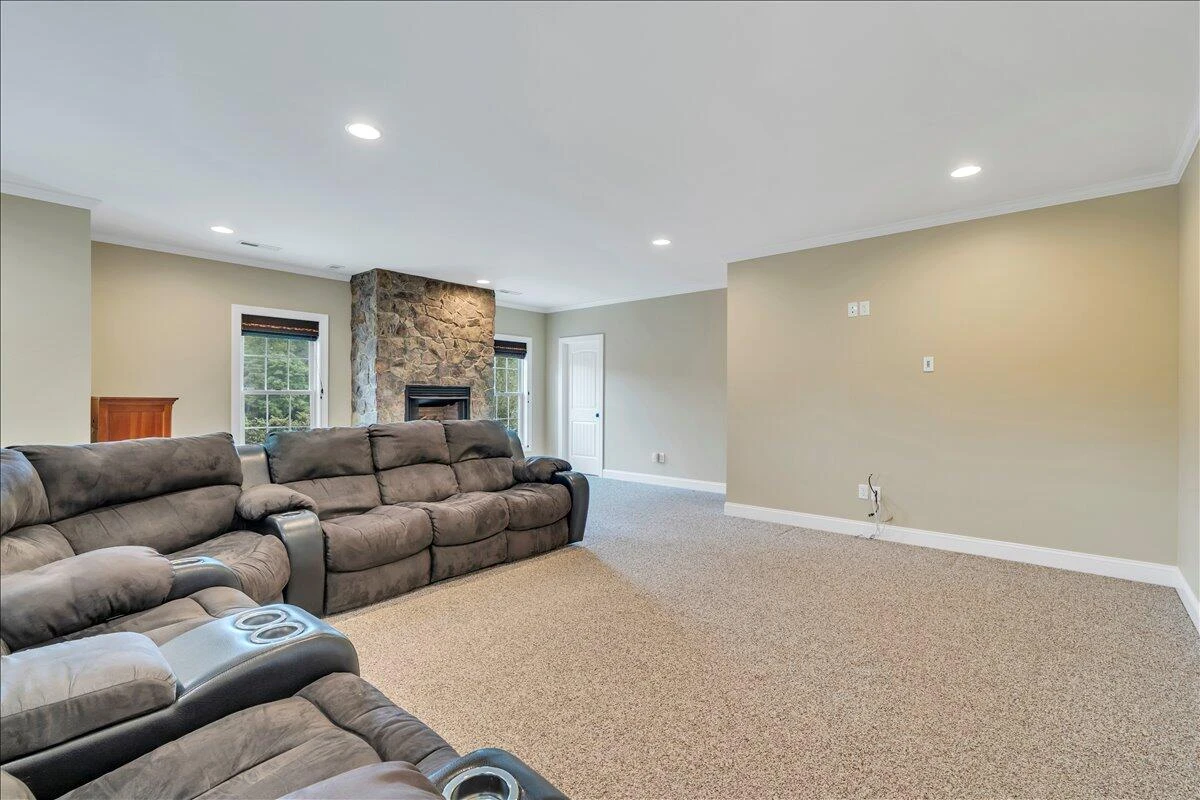 414 Augusta WAY - Photo 70