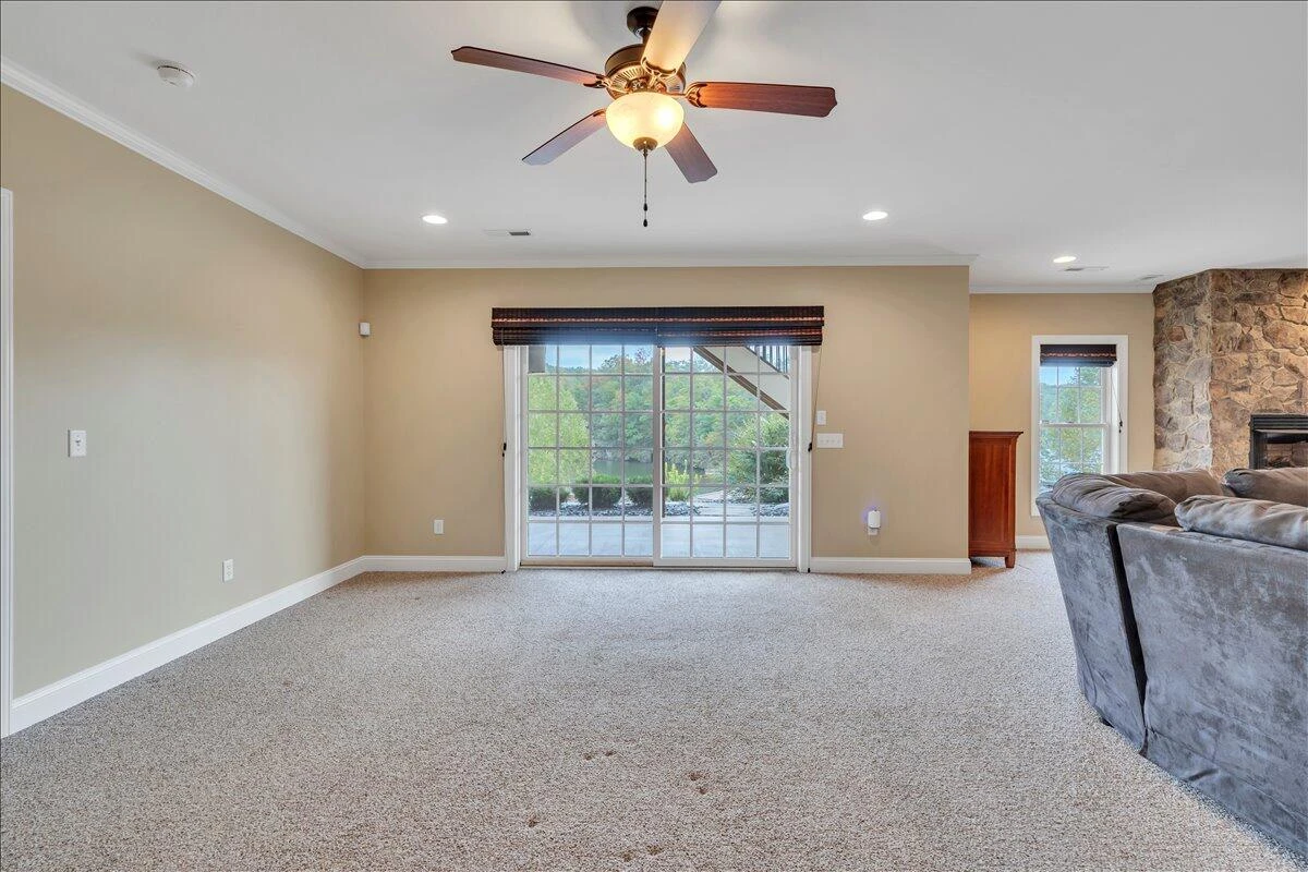 414 Augusta WAY - Photo 71