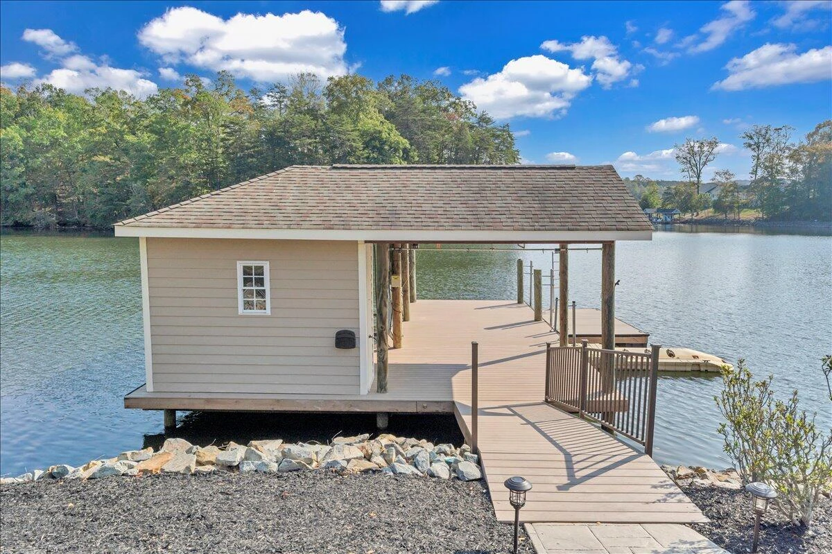414 Augusta WAY - Photo 89