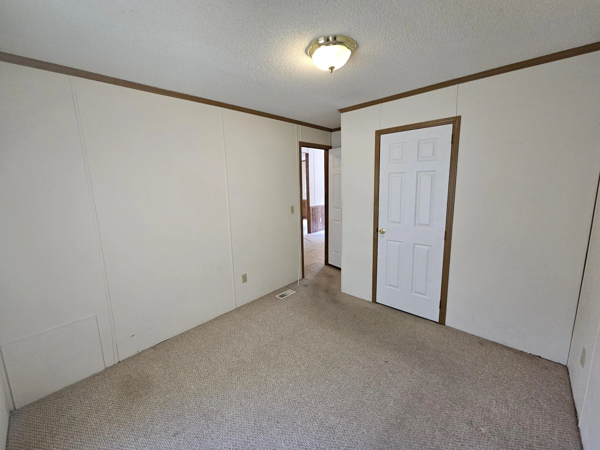4893 Lee Hwy - Photo 13