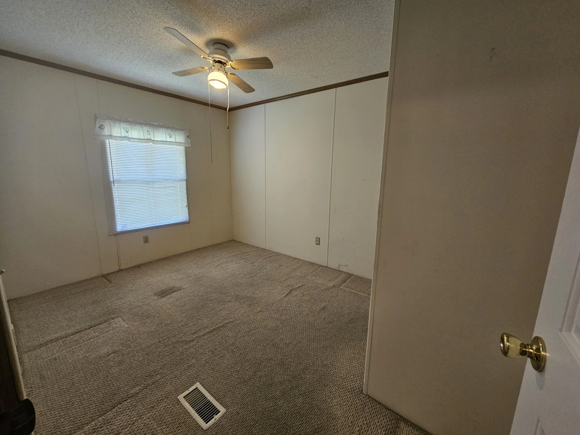 4893 Lee Hwy - Photo 15