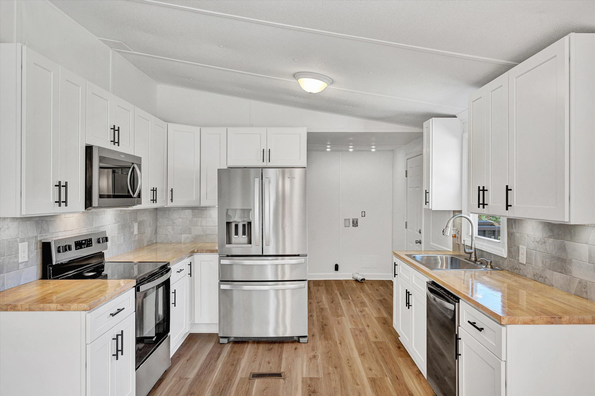 1030 Church ST NE - Photo 13
