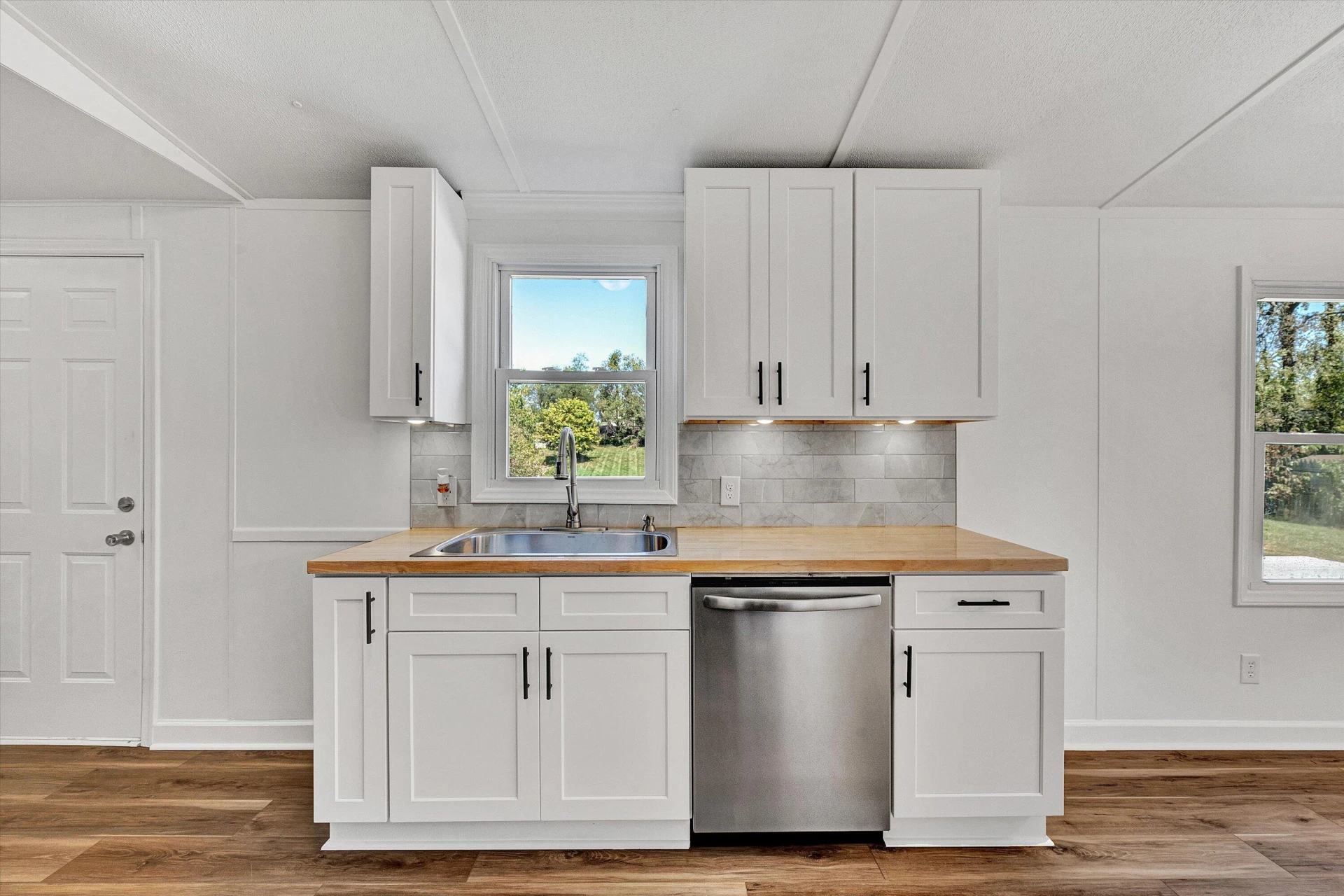 1030 Church ST NE - Photo 14