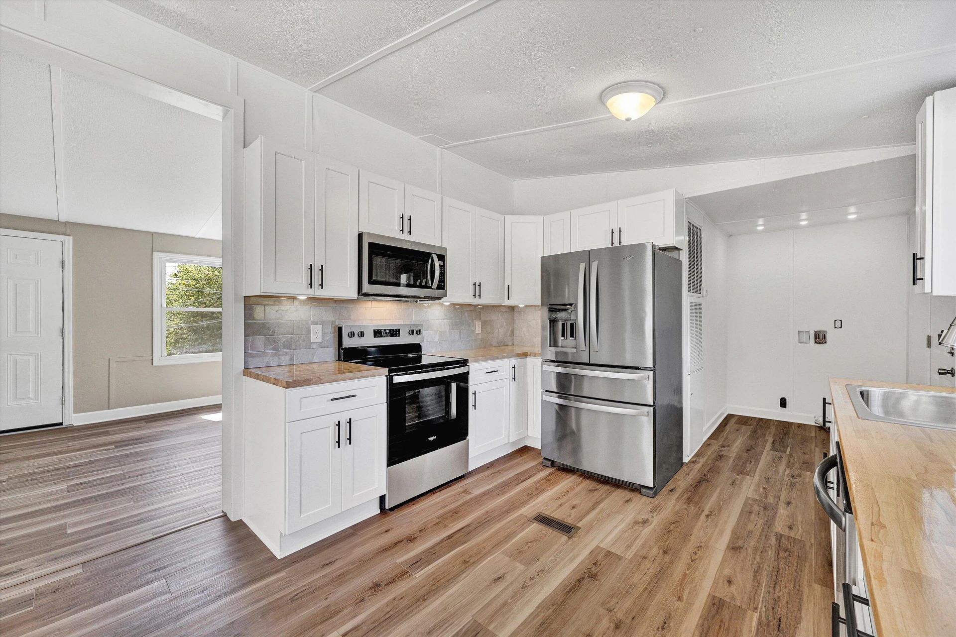 1030 Church ST NE - Photo 16