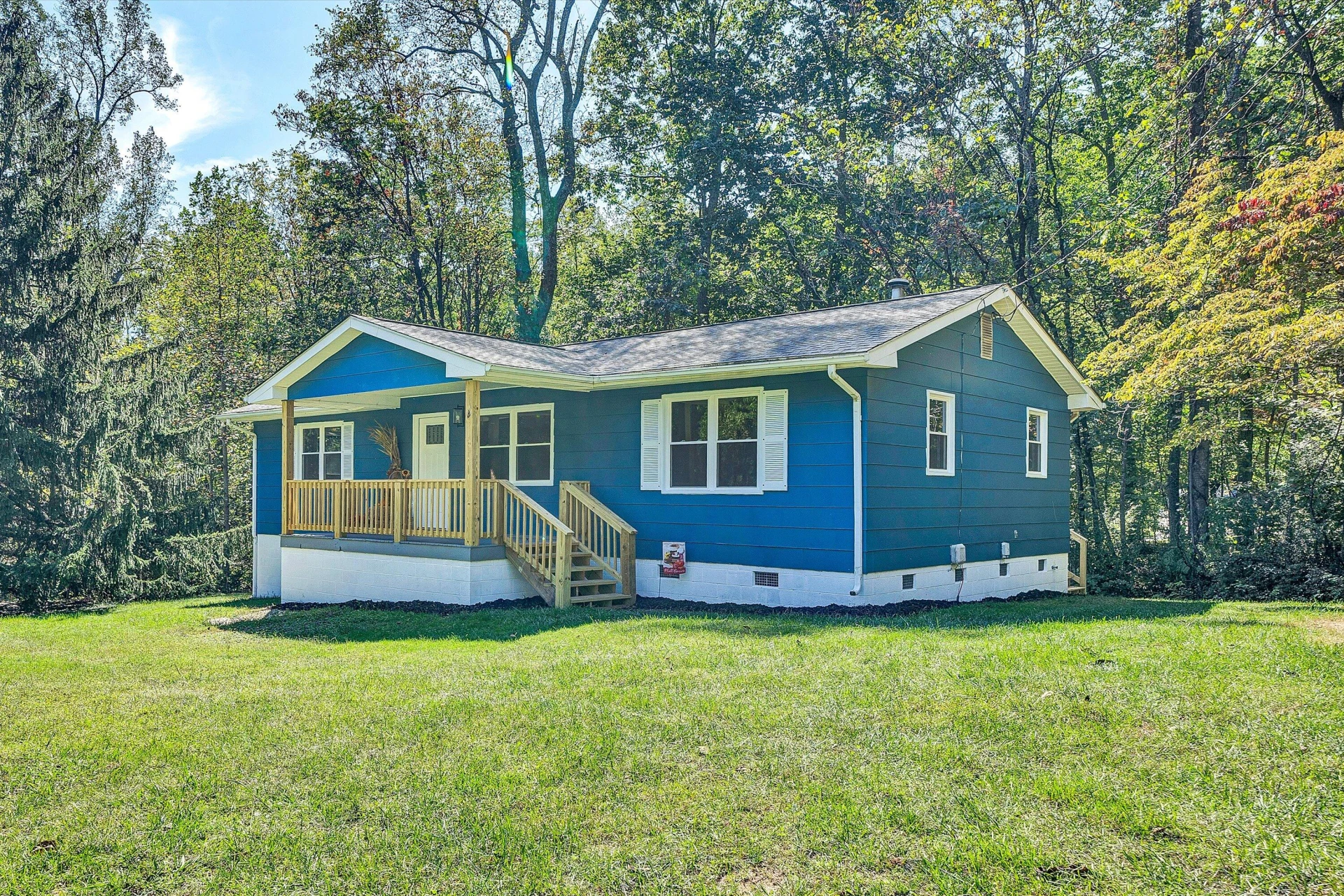 1848 Mountainwood DR - Photo 2