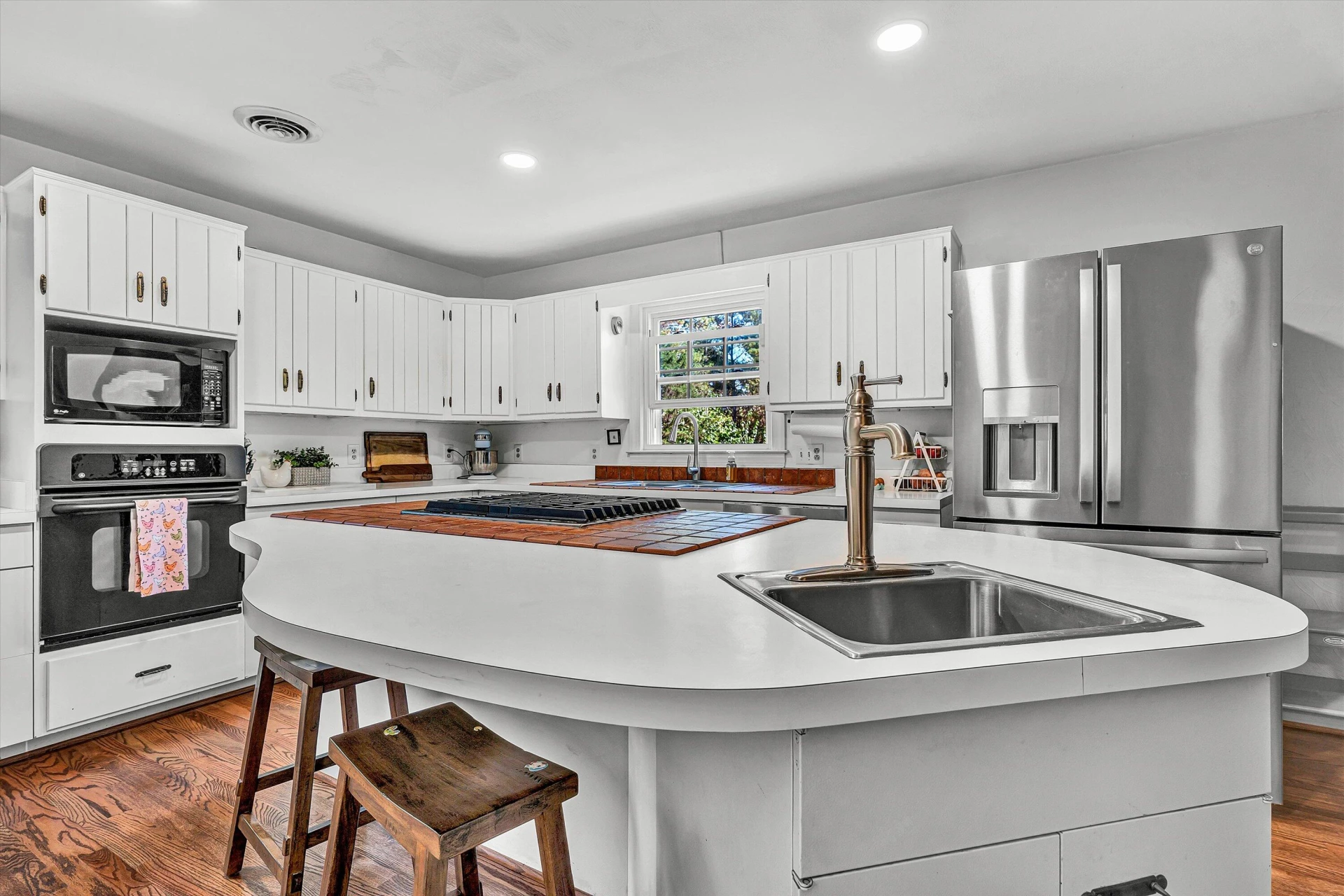 225 N Hancock ST - Photo 22