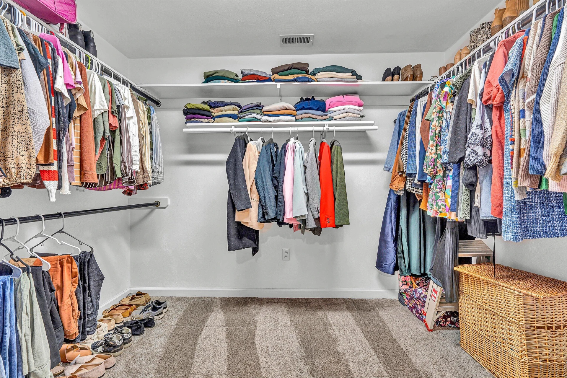 225 N Hancock ST - Photo 26