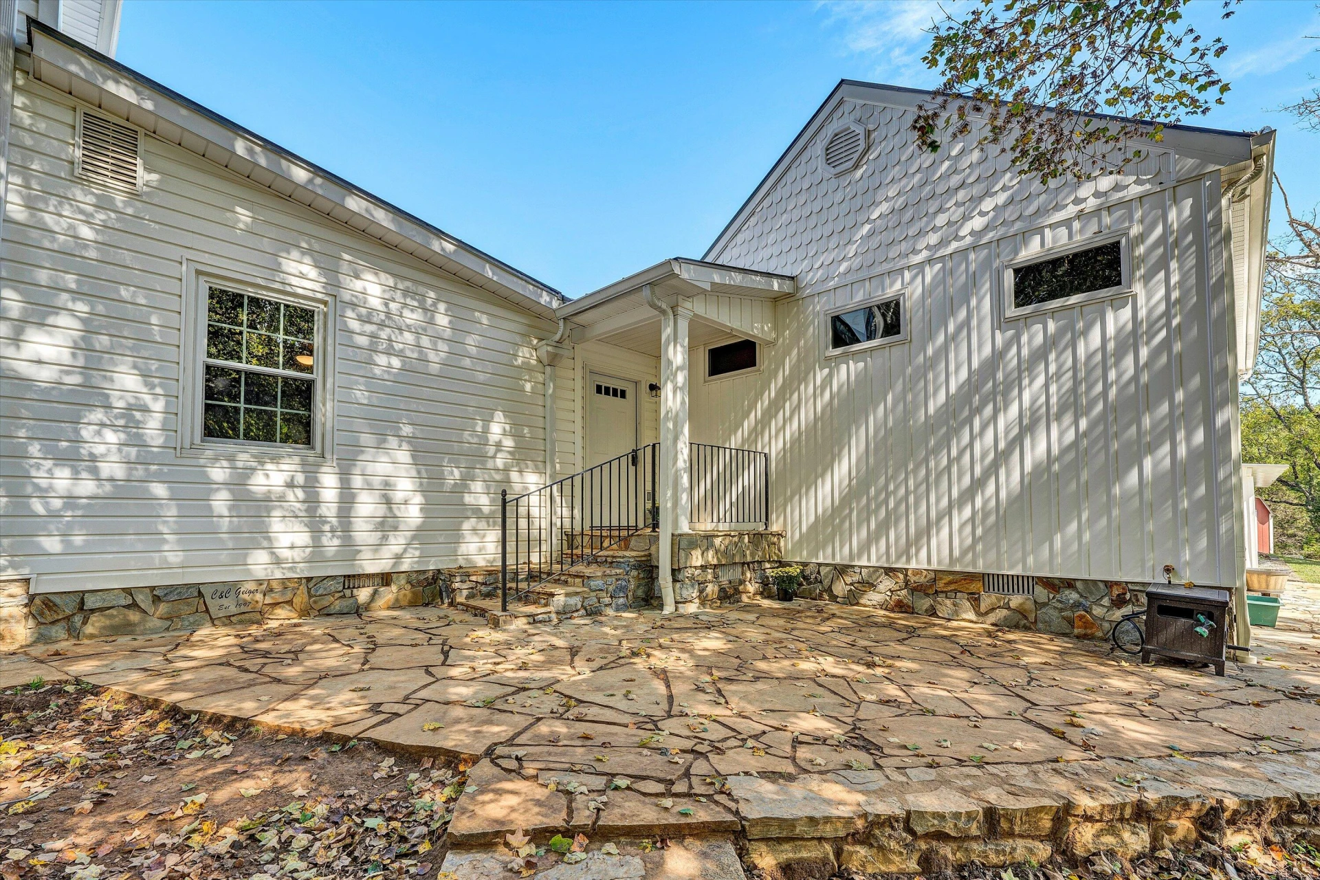 225 N Hancock ST - Photo 56