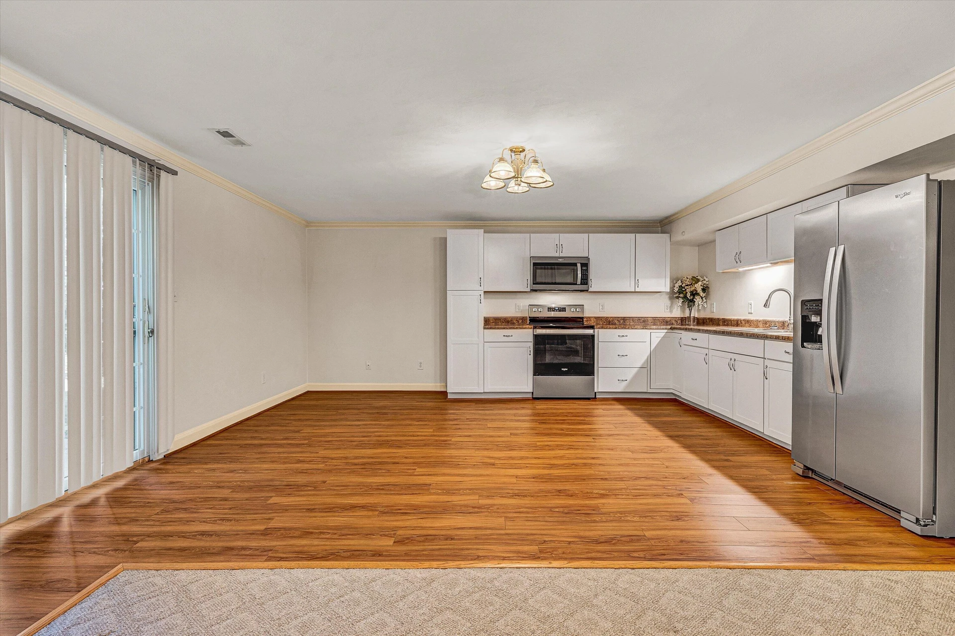 1012 Almond DR - Photo 34