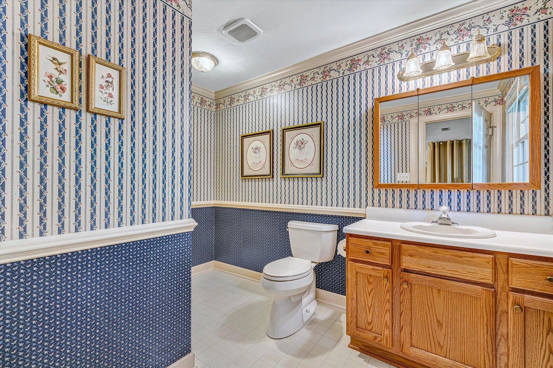 1012 Almond DR - Photo 37