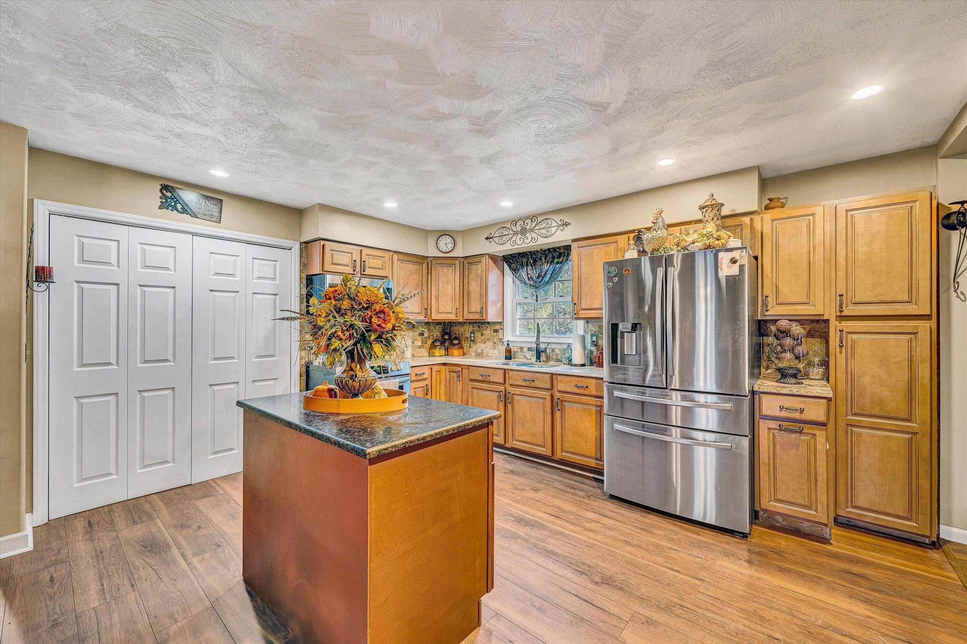 248 Ridgeway CIR - Photo 13