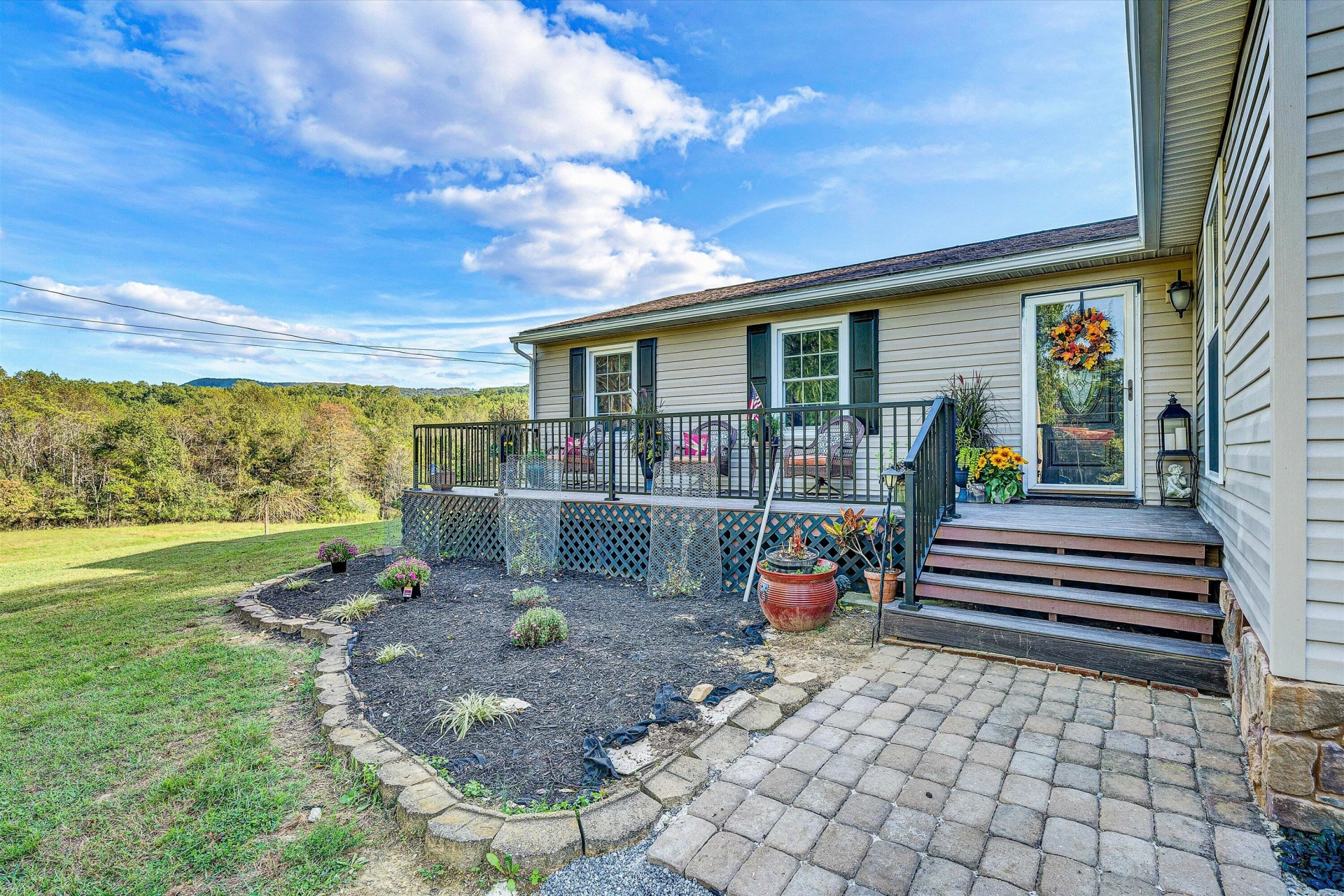 248 Ridgeway CIR - Photo 3