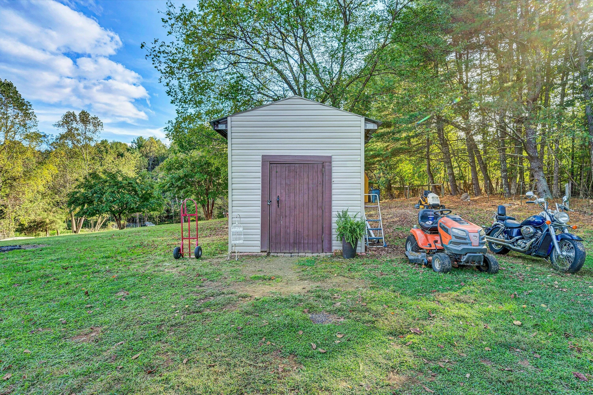 248 Ridgeway CIR - Photo 32