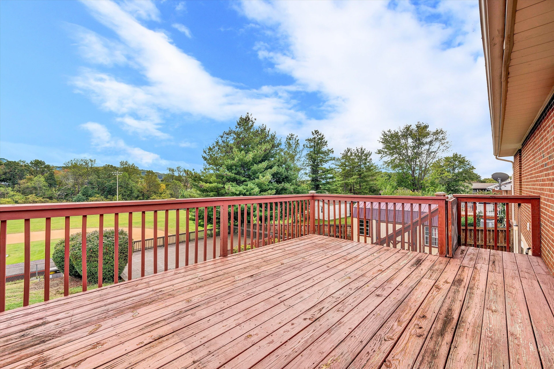2847 Tulip LN - Photo 10