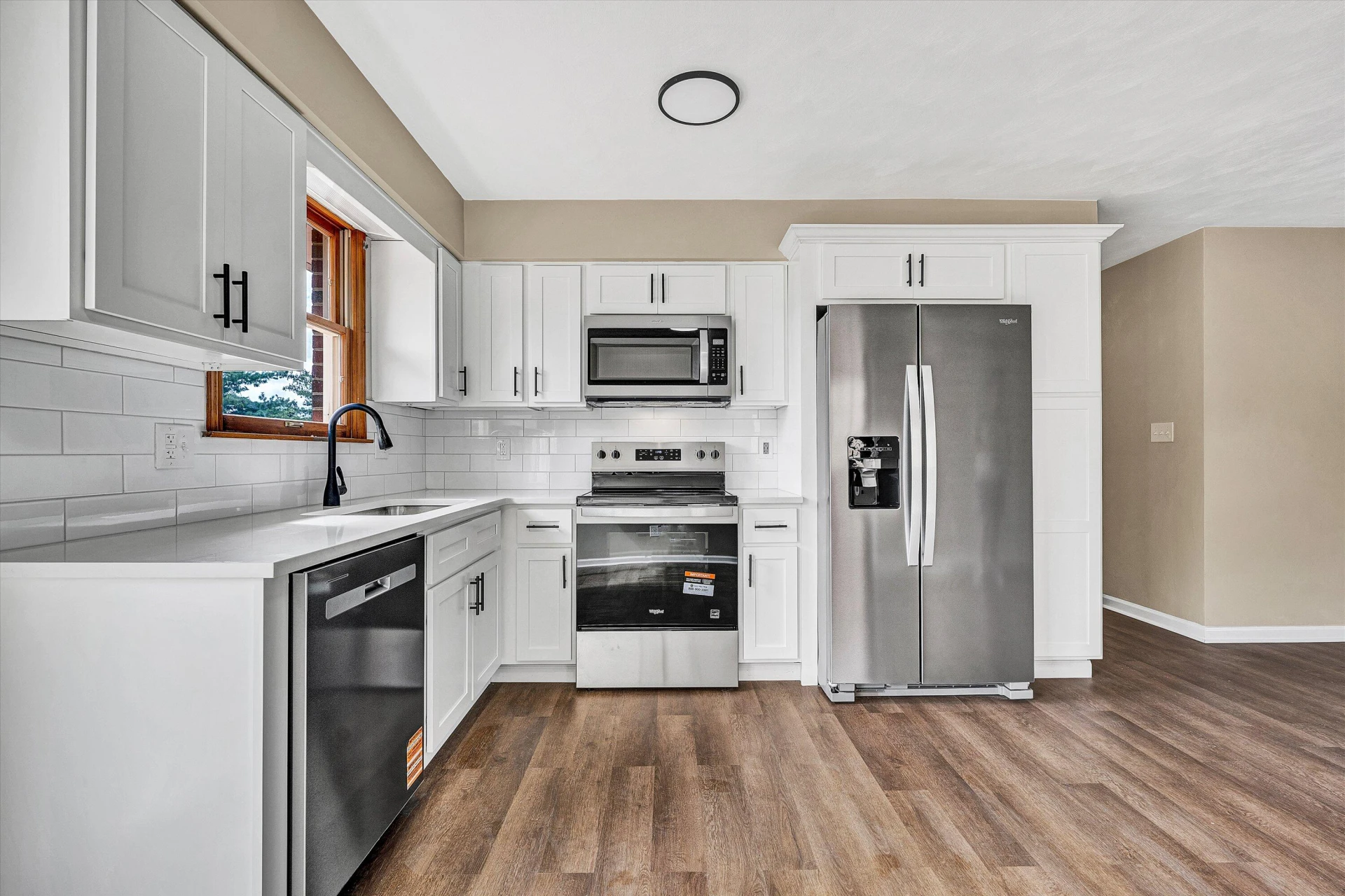 2847 Tulip LN - Photo 12