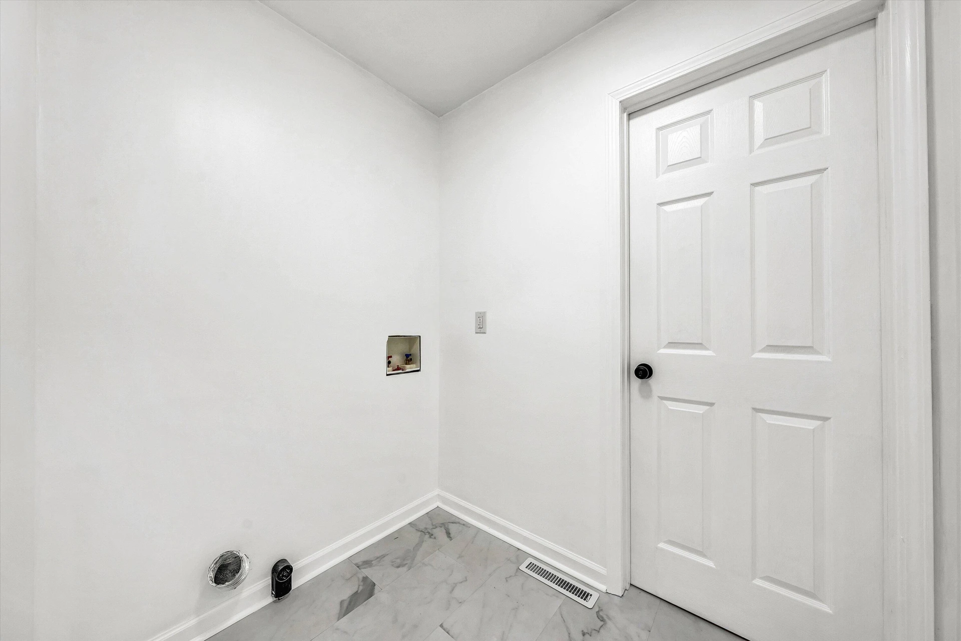2847 Tulip LN - Photo 22