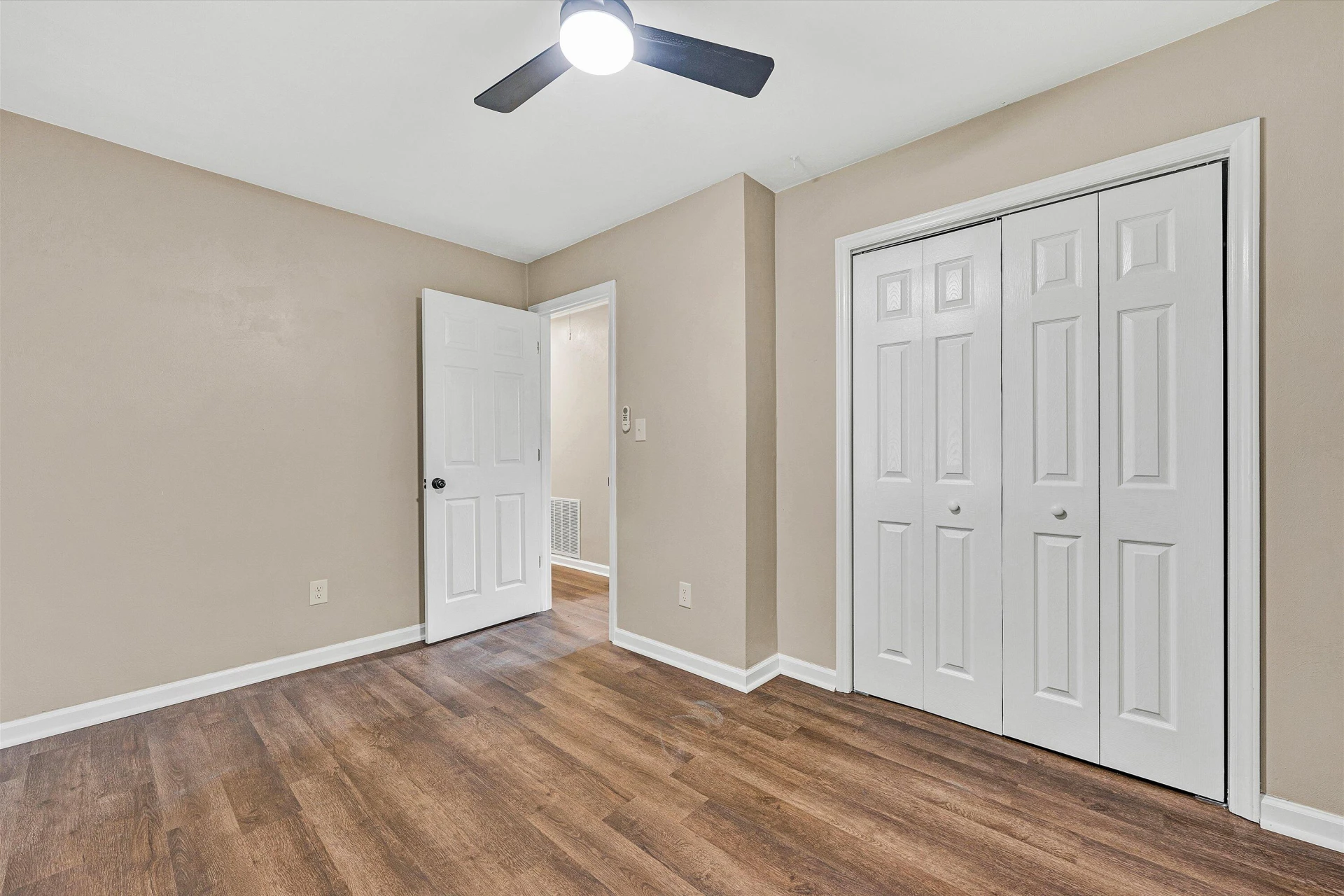 2847 Tulip LN - Photo 25