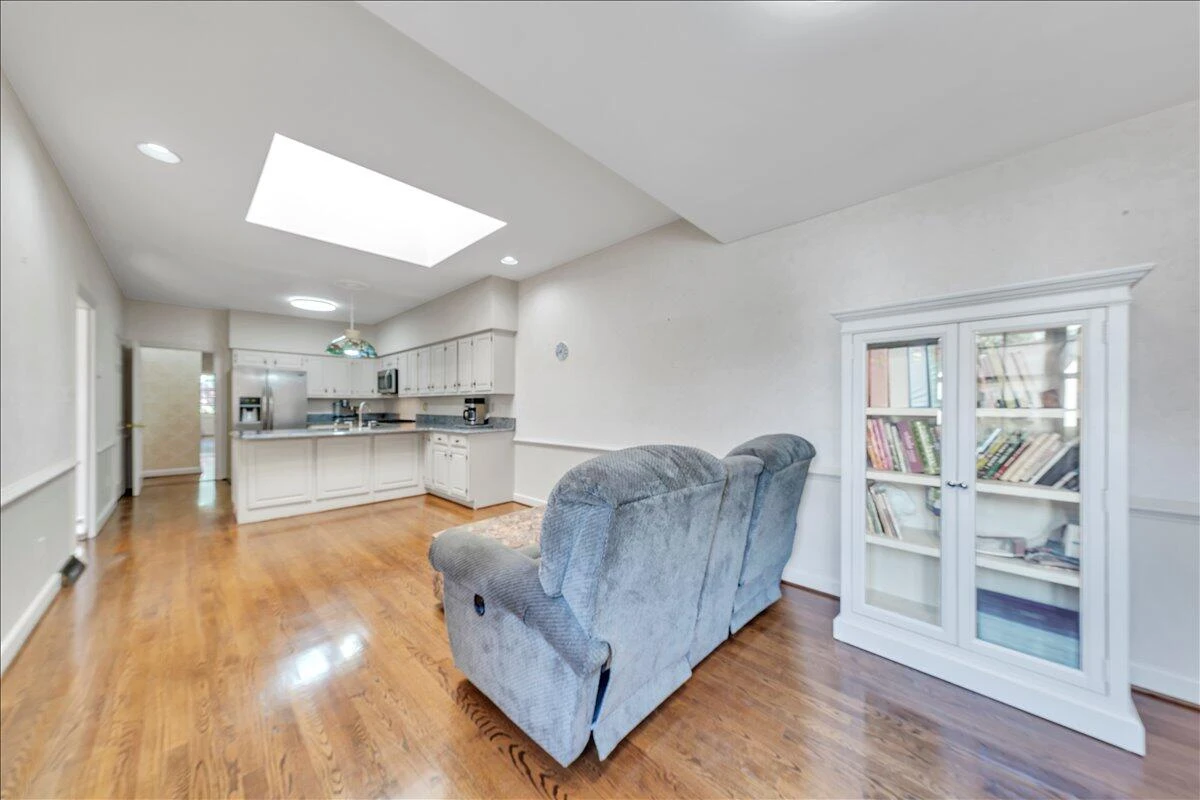 100 Carriage WAY - Photo 13
