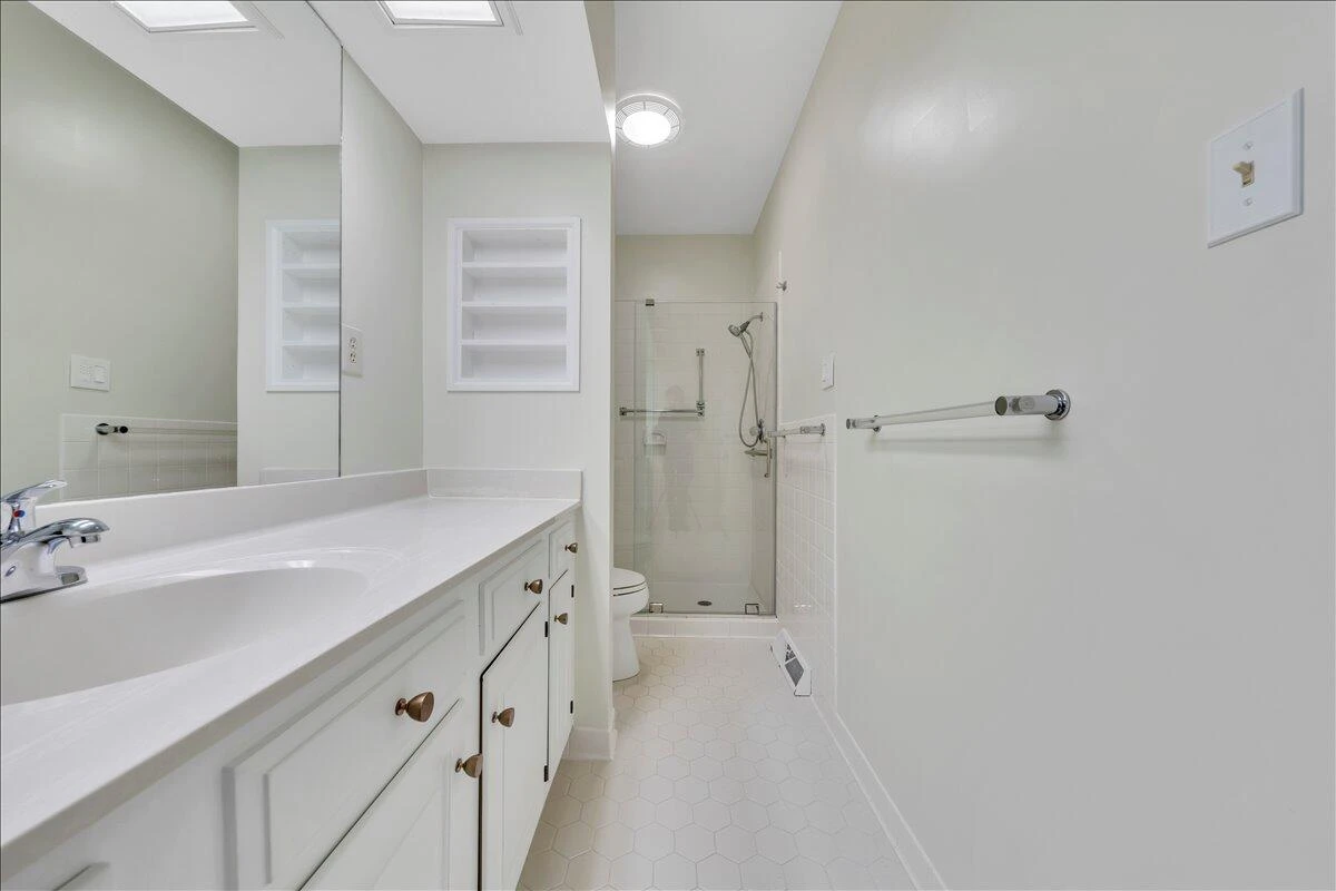 100 Carriage WAY - Photo 20