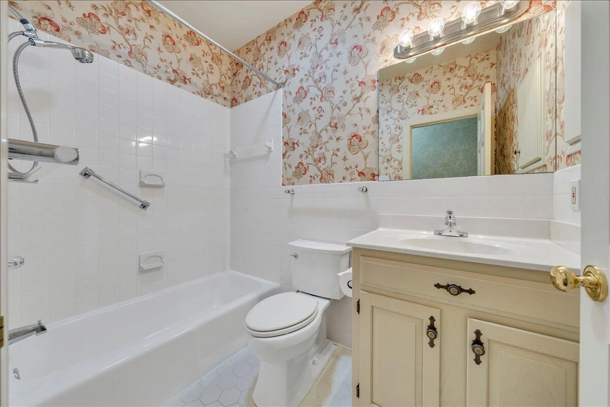 100 Carriage WAY - Photo 23