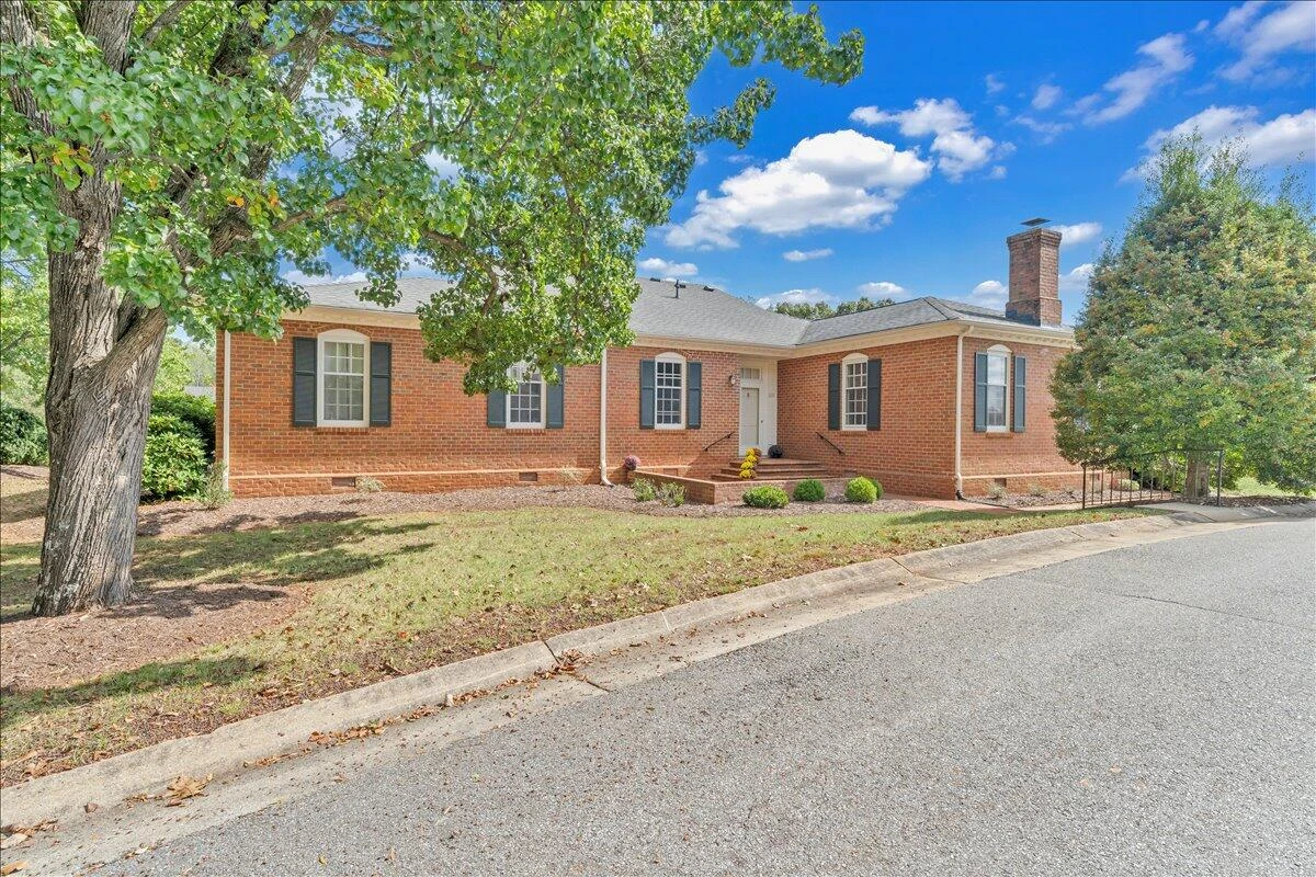 100 Carriage WAY - Photo 29