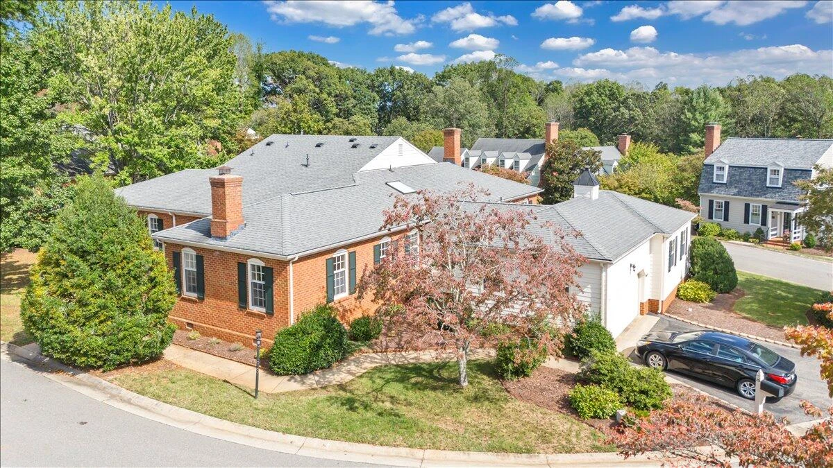 100 Carriage WAY - Photo 30
