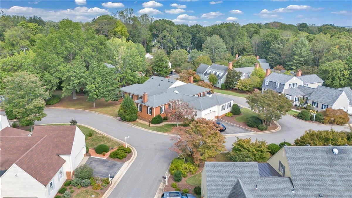 100 Carriage WAY - Photo 33