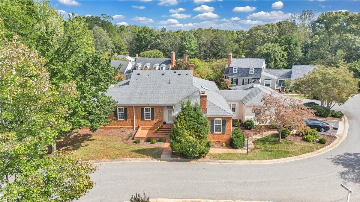 100 Carriage WAY - Photo 36