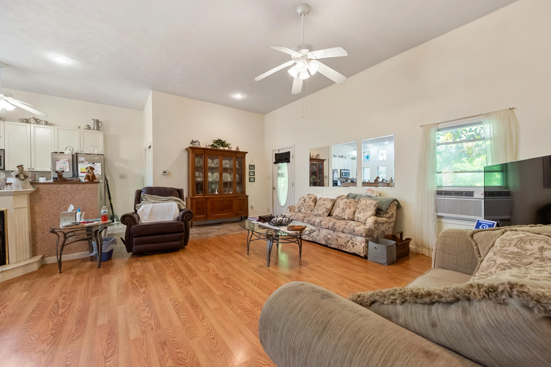 6286 Chestnut Ridge RD - Photo 10