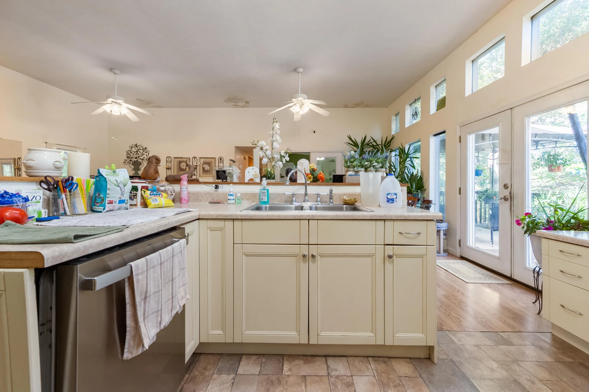 6286 Chestnut Ridge RD - Photo 18