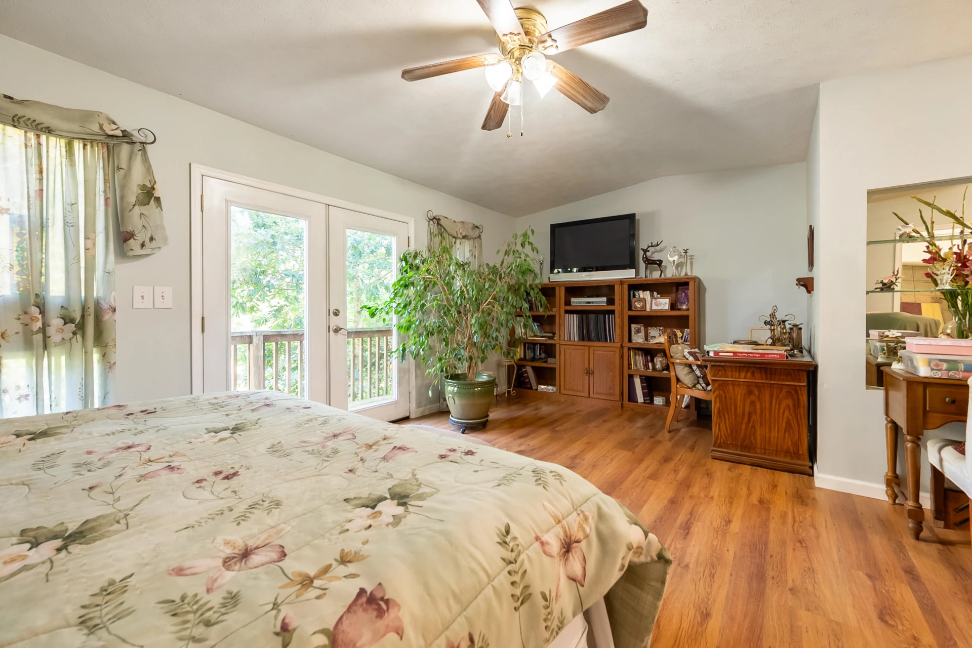 6286 Chestnut Ridge RD - Photo 31