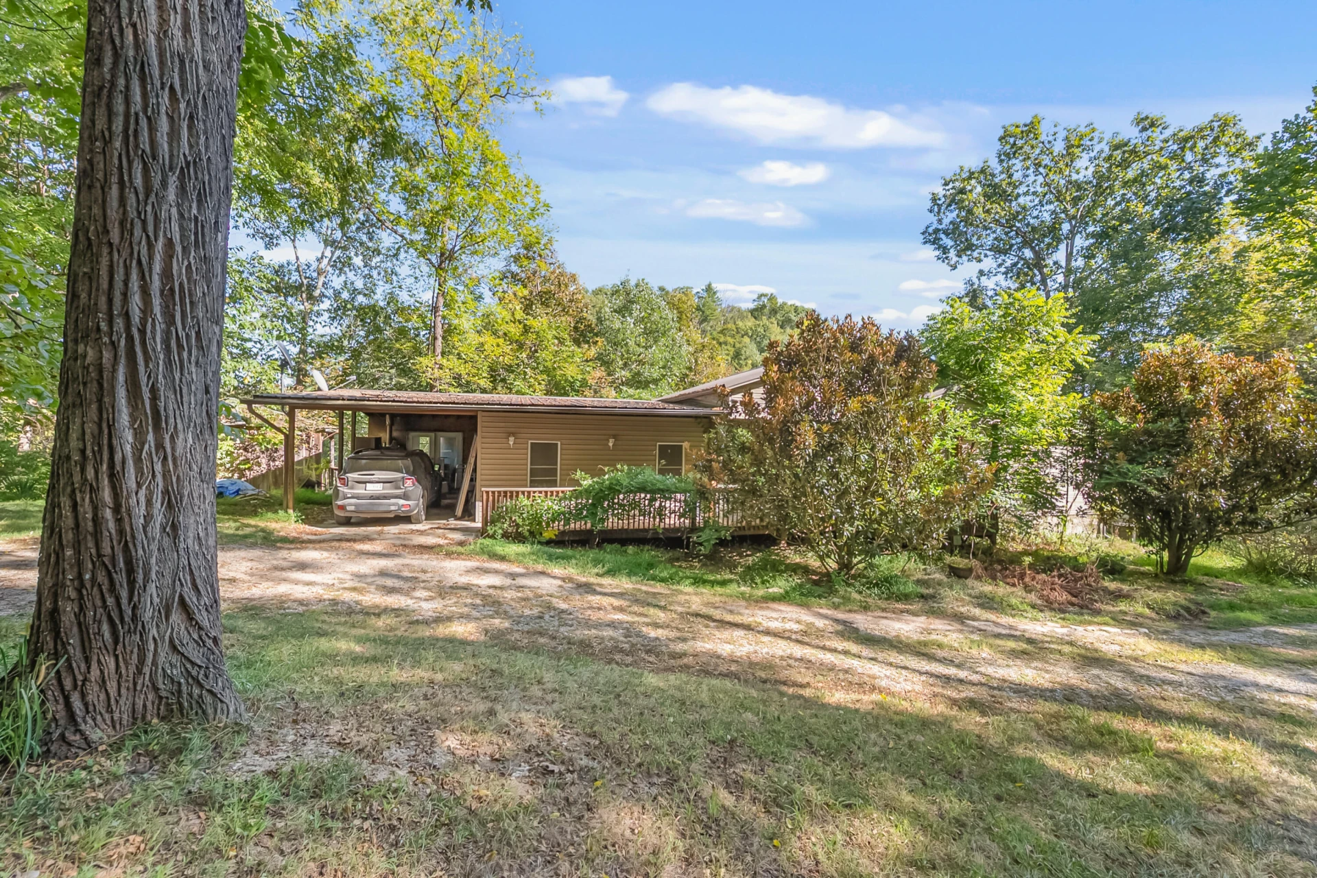 6286 Chestnut Ridge RD - Photo 6