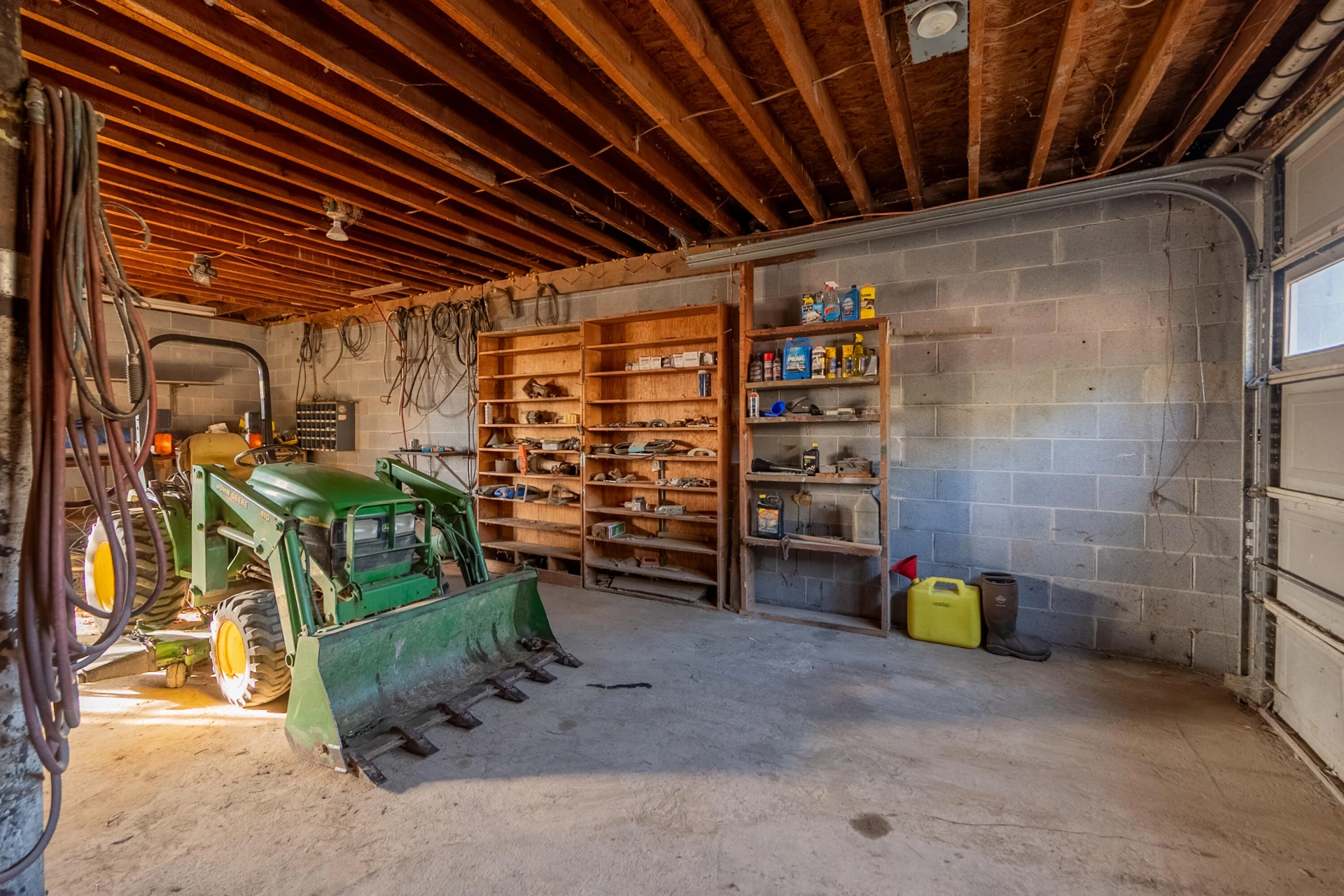 6286 Chestnut Ridge RD - Photo 78