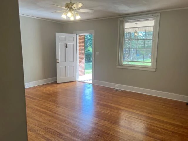 913 Myrtle RD - Photo 3
