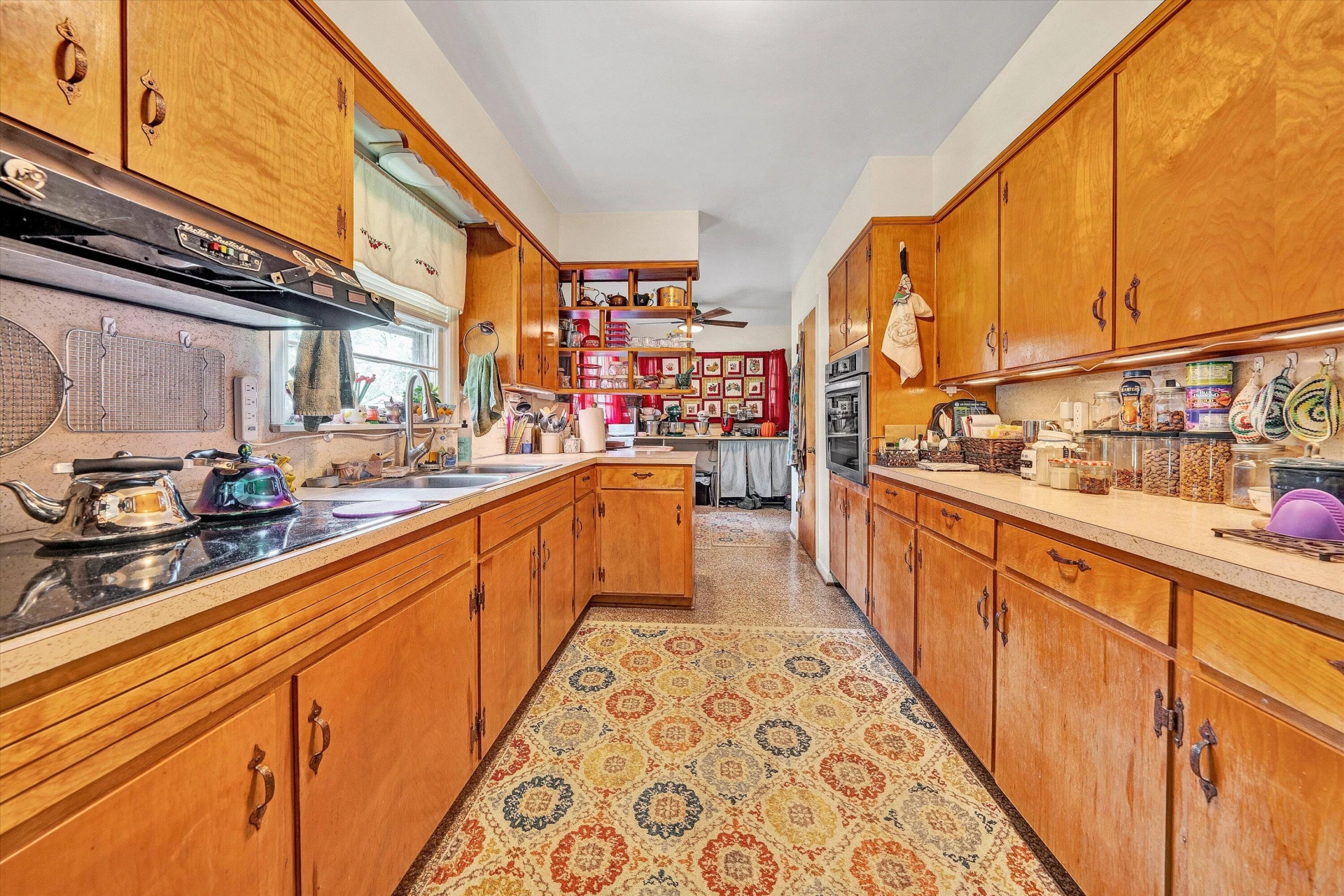 7116 Peyton ST - Photo 12
